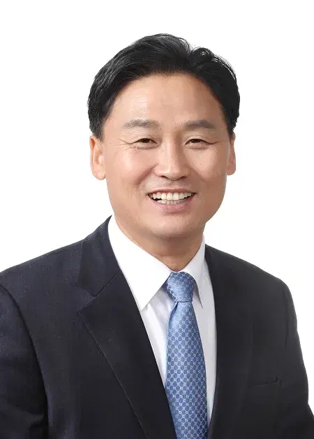 김영진 프로필 이미지