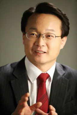 조해진 프로필 사진